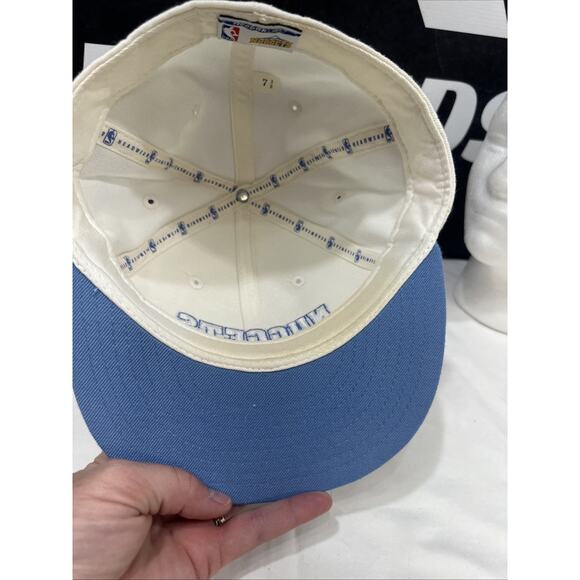 Denver Nuggets Fitted Reebok hat 7 and 3/8 White & Blue - Picture 7 of 7